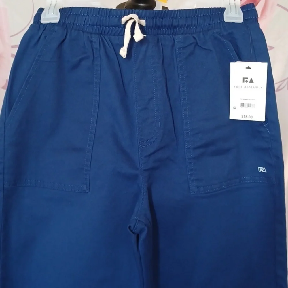 Free Assembly size 14